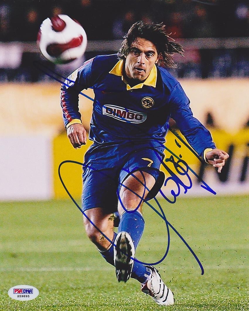 Claudio Lopez SIGNED 8x10 Photo Poster painting Argentina *VERY RARE* PSA/DNA AUTOGRAPHED