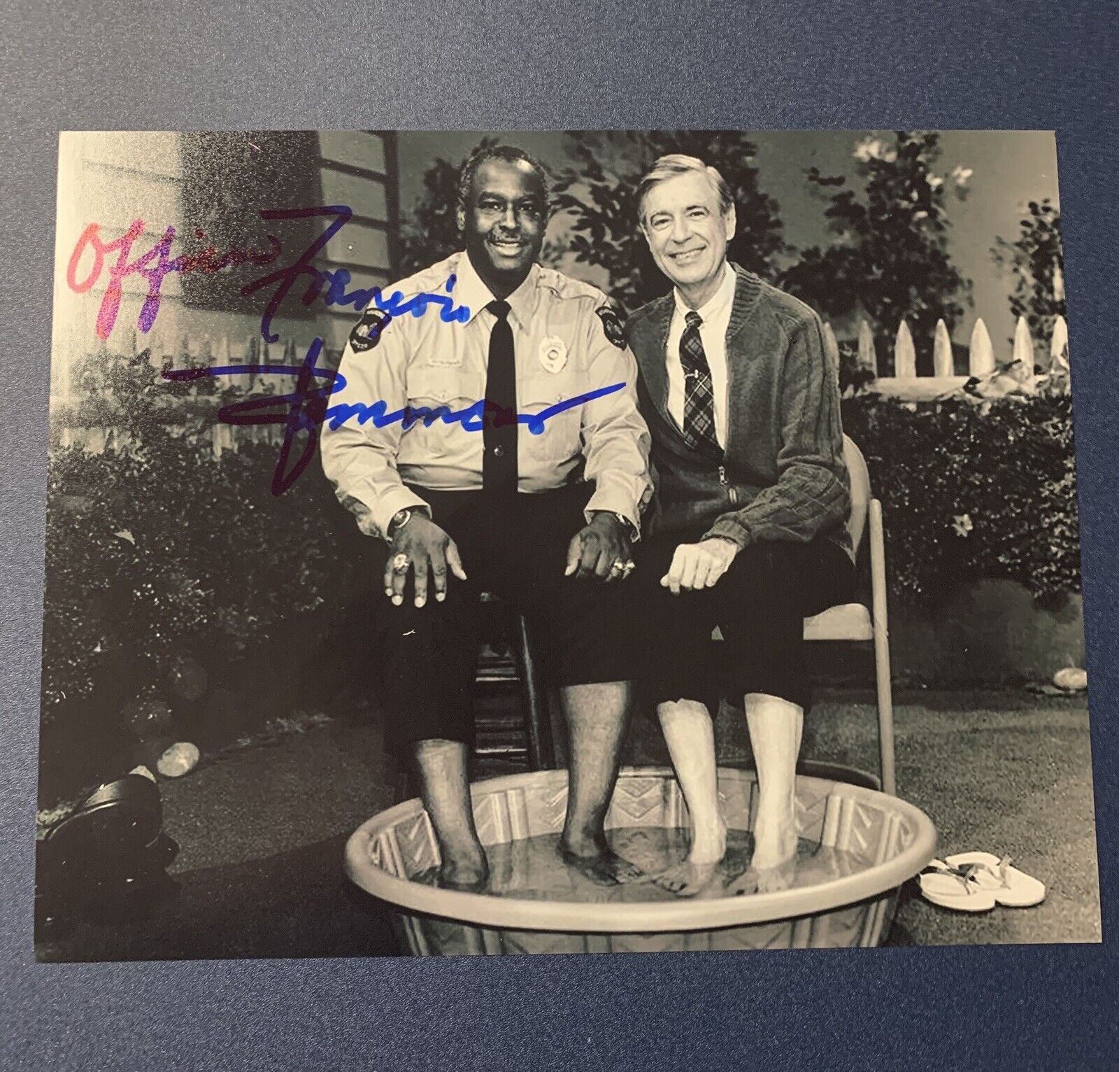 FRANCOIS CLEMMONS HAND SIGNED 8x10 Photo Poster painting ACTOR MISTER ROGERS AUTOGRAPHED COA