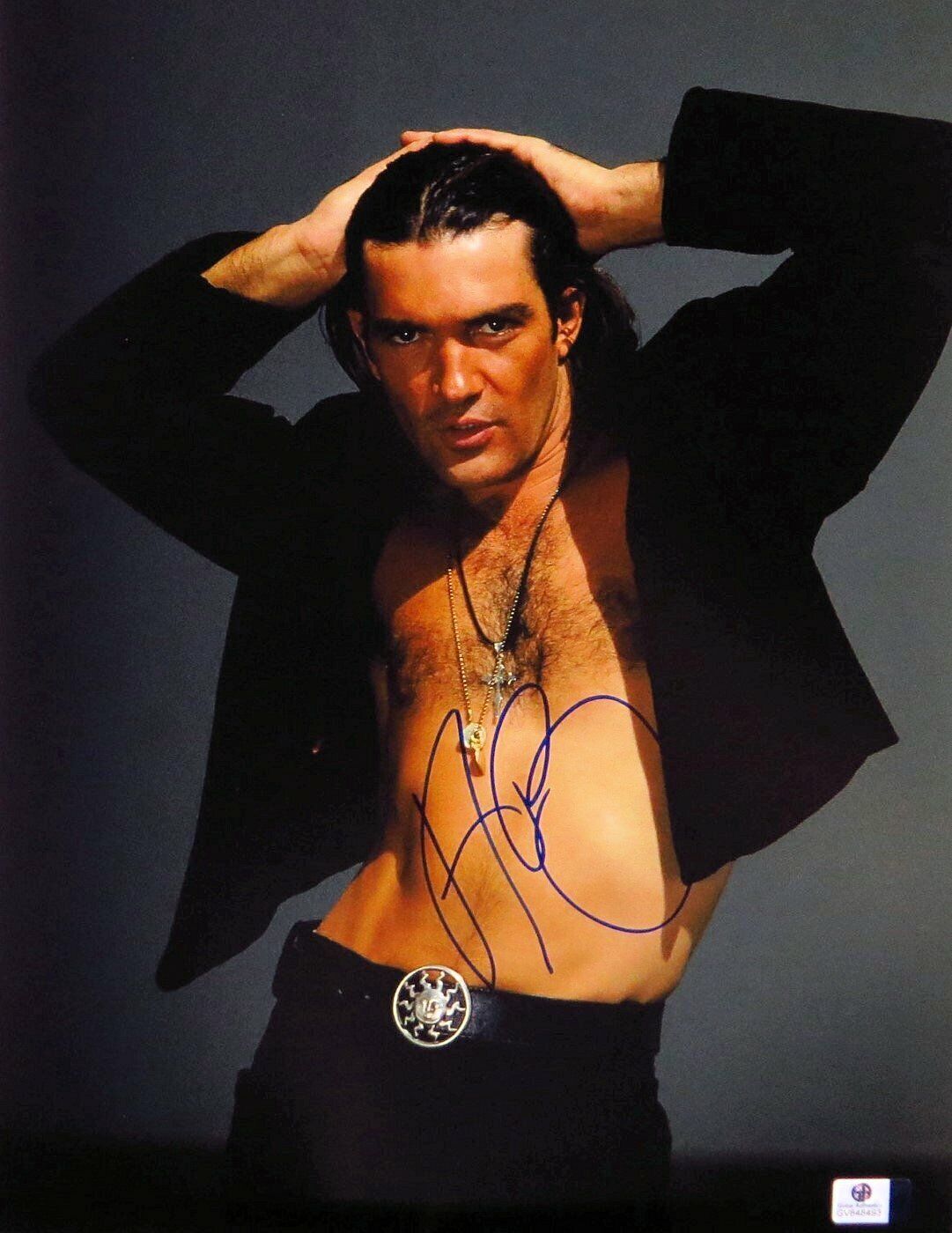 Antonio Banderas Signed Autographed 11X14 Photo Poster painting Vintage Sexy Shirt Open GV848493