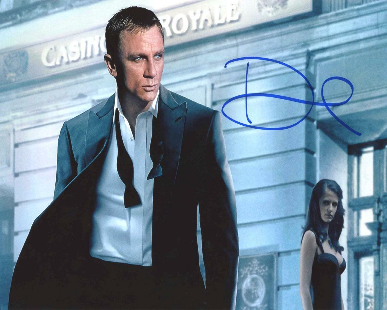 Daniel Craig Bond Casino Royal SIGNED AUTOGARPHED 10X8 REPRODUCTION Photo Poster painting PRINT