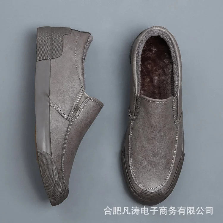 Yyvonne 7869 Men's Casual Shoes Low-Topped Lazy Shoes Four Seasons Of Happy Shoes