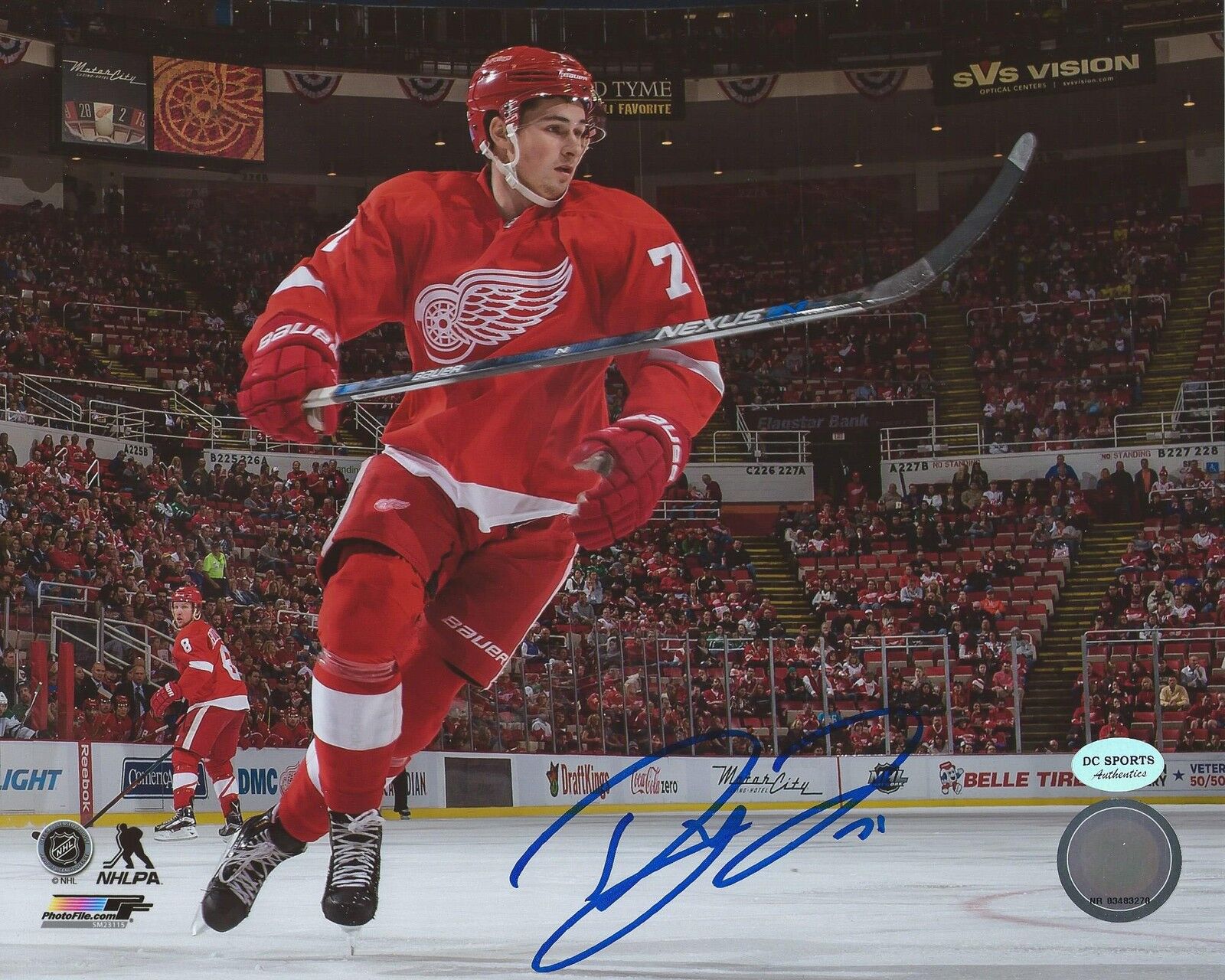 Dylan Larkin Signed 8x10 Photo Poster painting Detroit Red Wings Autographed COA C