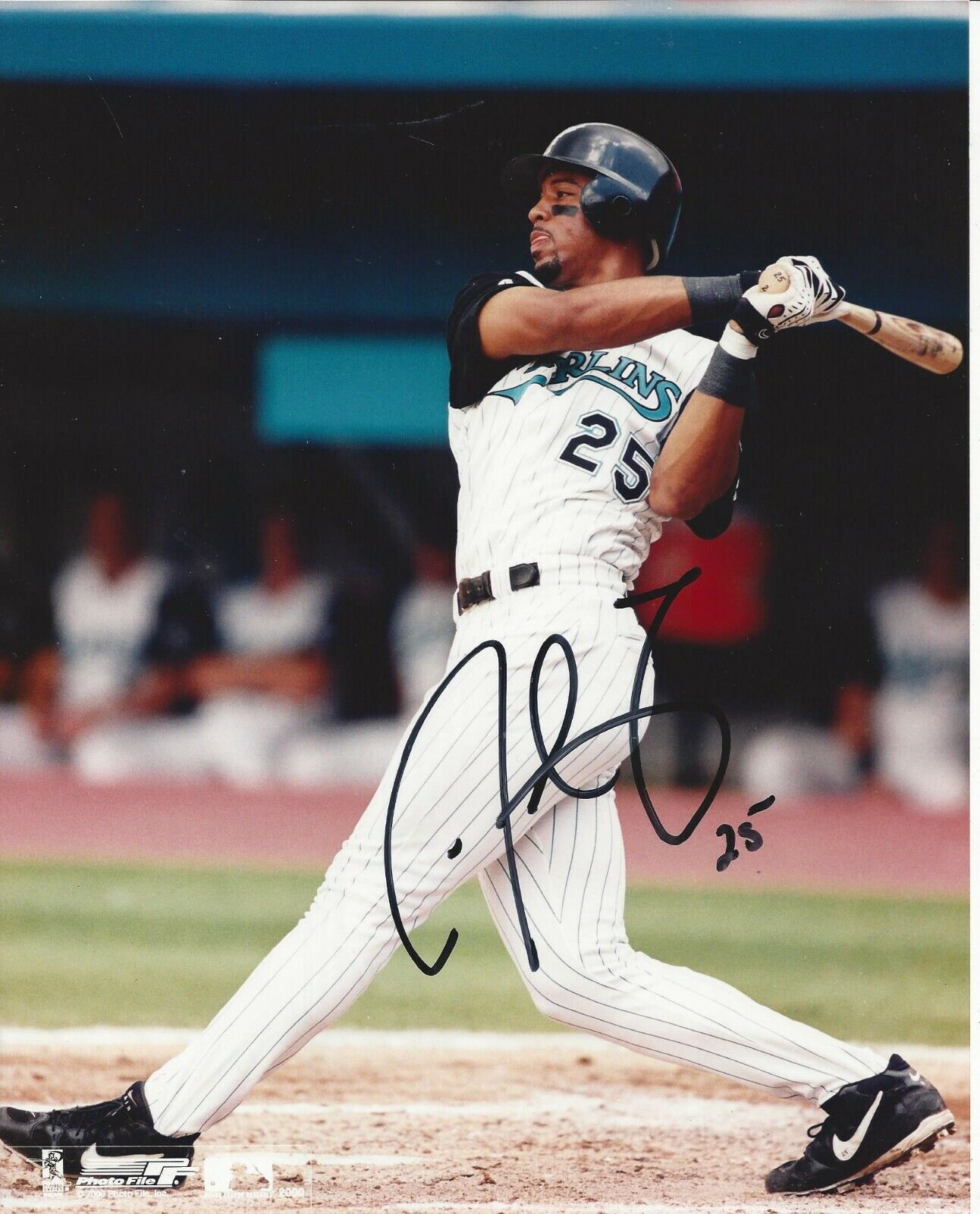 Derrek Lee Autographed 8x10 Florida Marlins#S1193