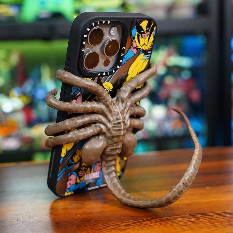 Facehugger Phone Holder