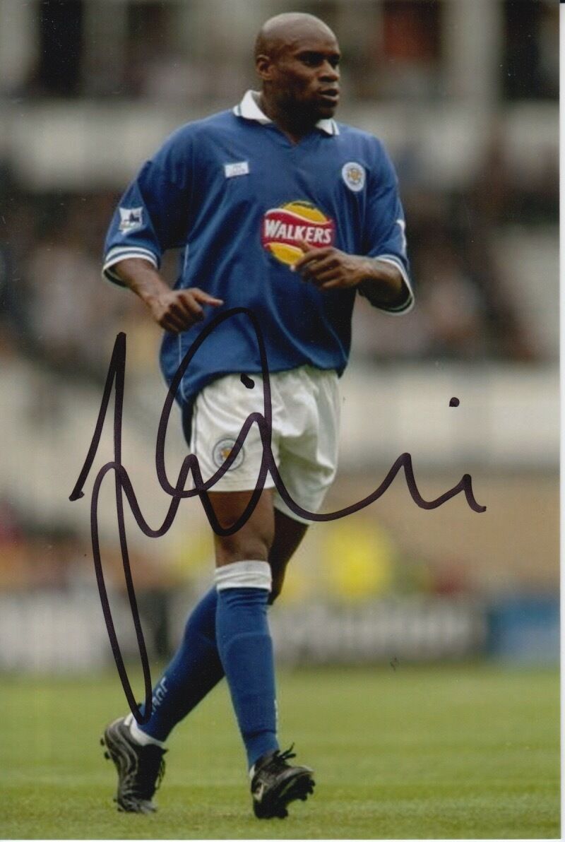 LEICESTER CITY HAND SIGNED FRANK SINCLAIR 6X4 Photo Poster painting 2.