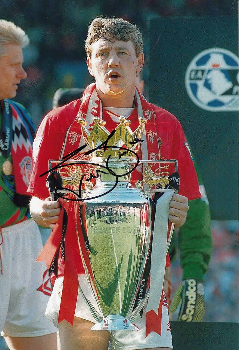 Manchester United Hand Signed Steve Bruce Photo Poster painting 12x8 1.