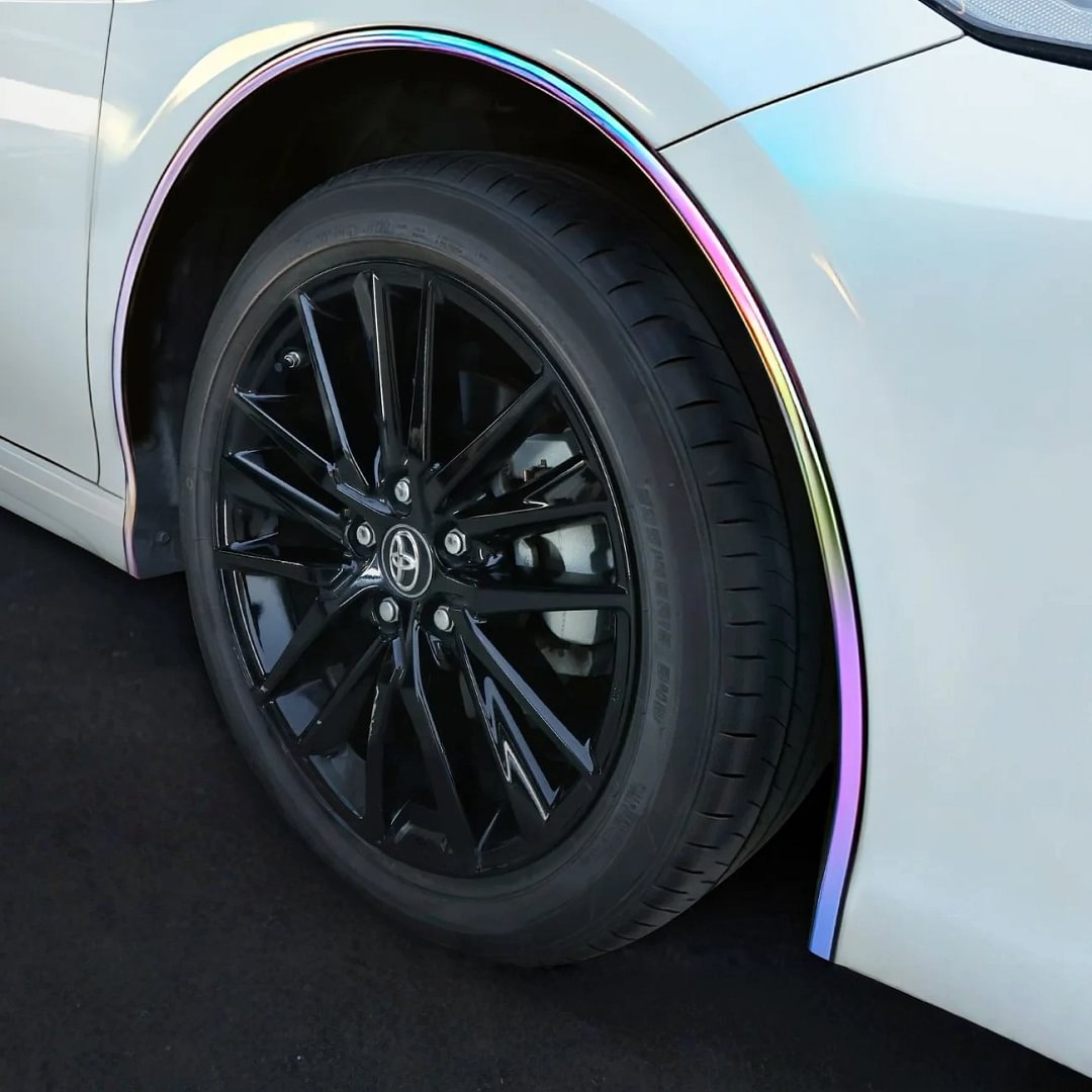 Carbon fiber car wheel arch trim and protective strip