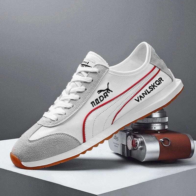 2020 Spring Men Shoes Slip On Casual Shoes Lightweight Comfortable Breathable Couple Walking Sneakers Feminino Zapatos Hombre