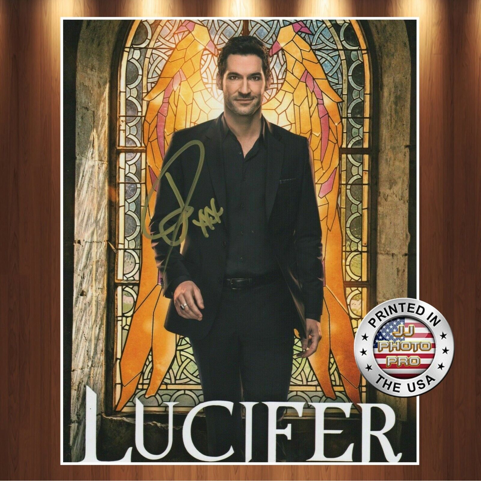 Tom Ellis Autographed Signed 8x10 Photo Poster painting (Lucifer) REPRINT