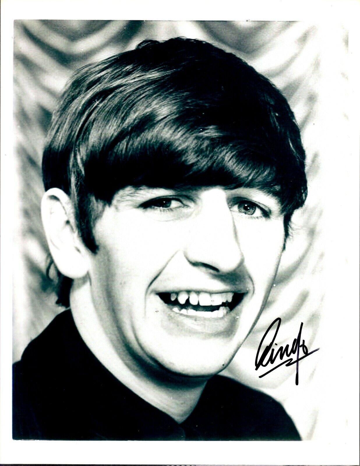 Beatles Legendary Drummer Ringo Starr Signed Autograph Photo Poster painting