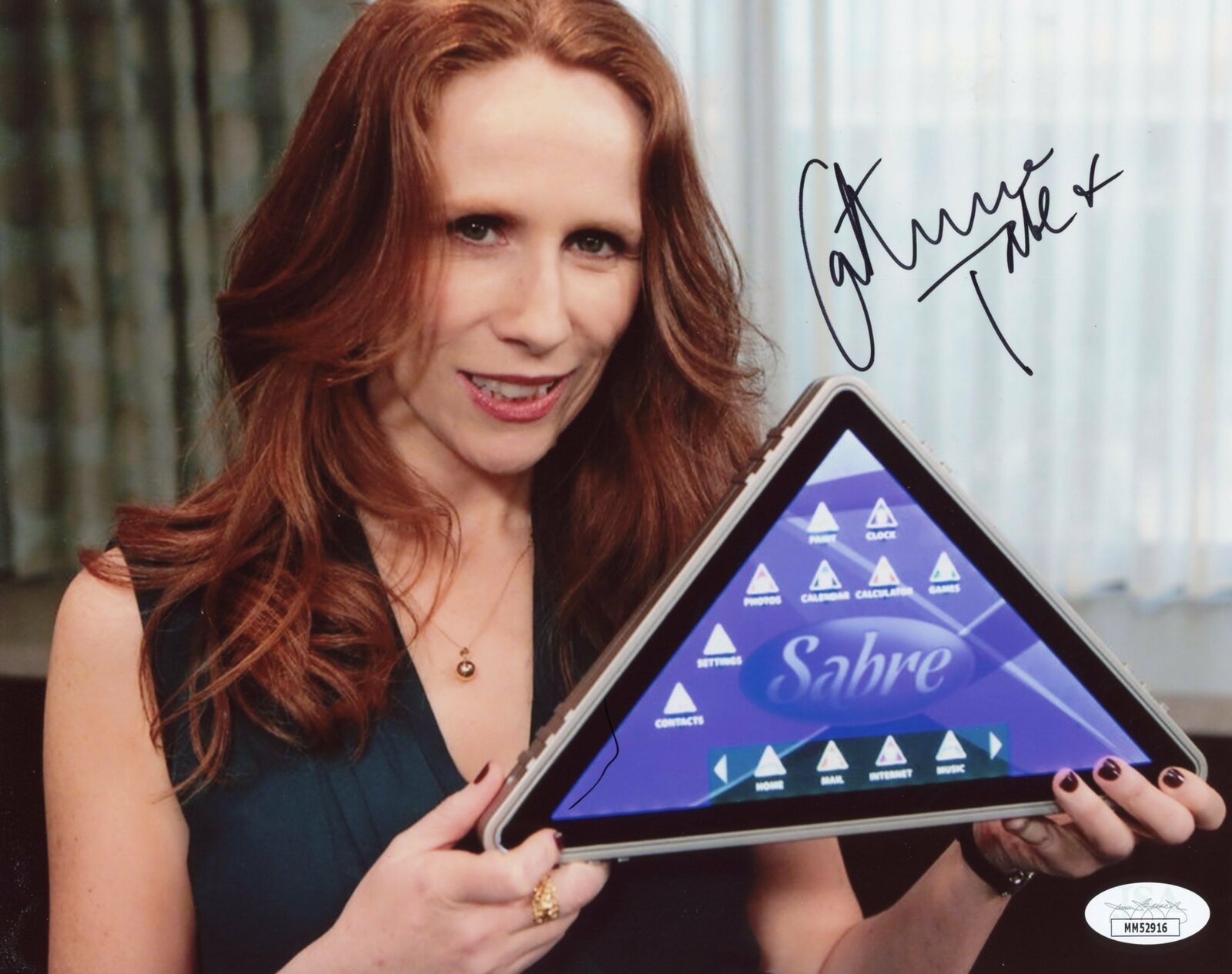 Catherine Tate NELLIE The Office 8x10 Photo Poster painting Signed Autograph JSA COA Auto