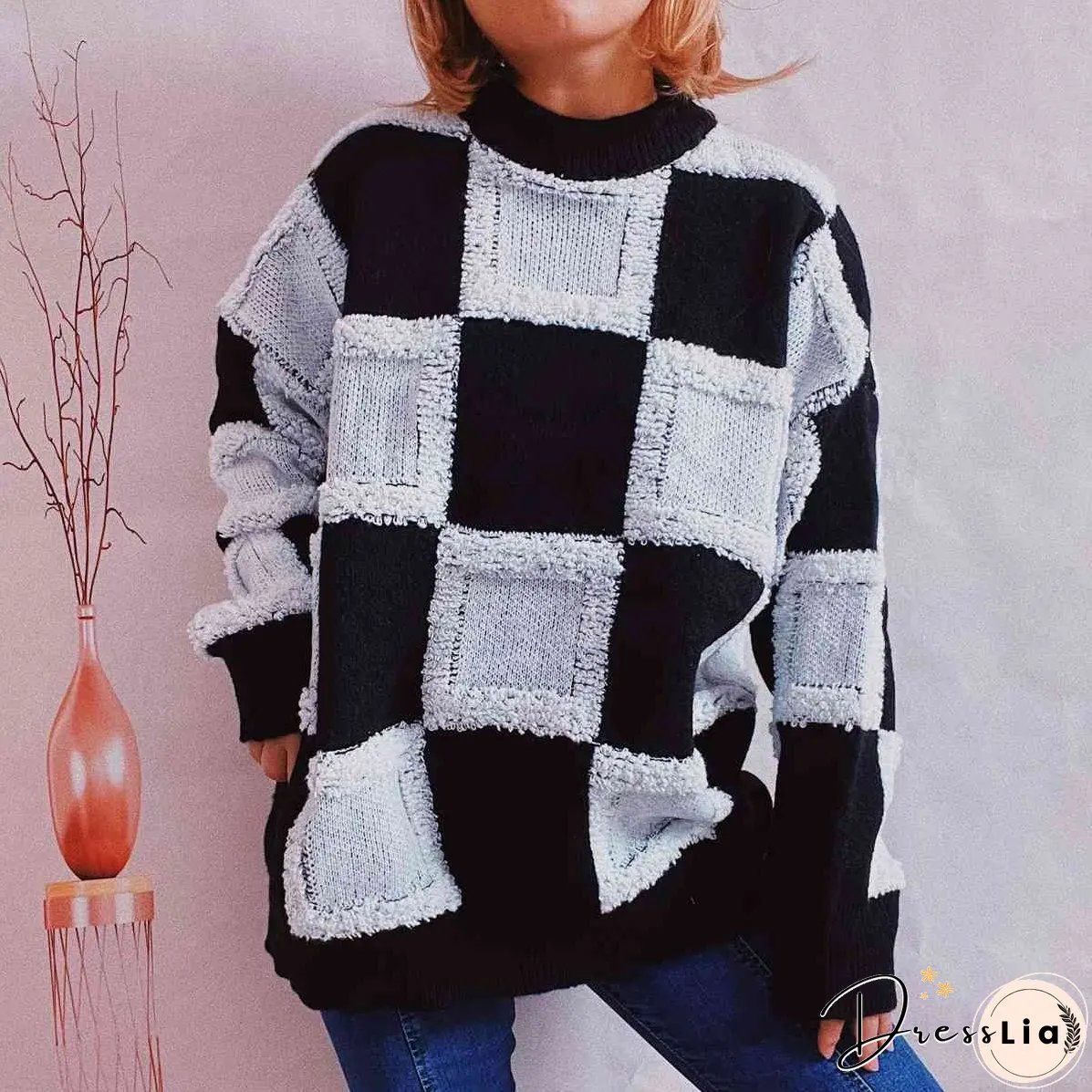 Checkered Round Neck Long Sleeve Sweater