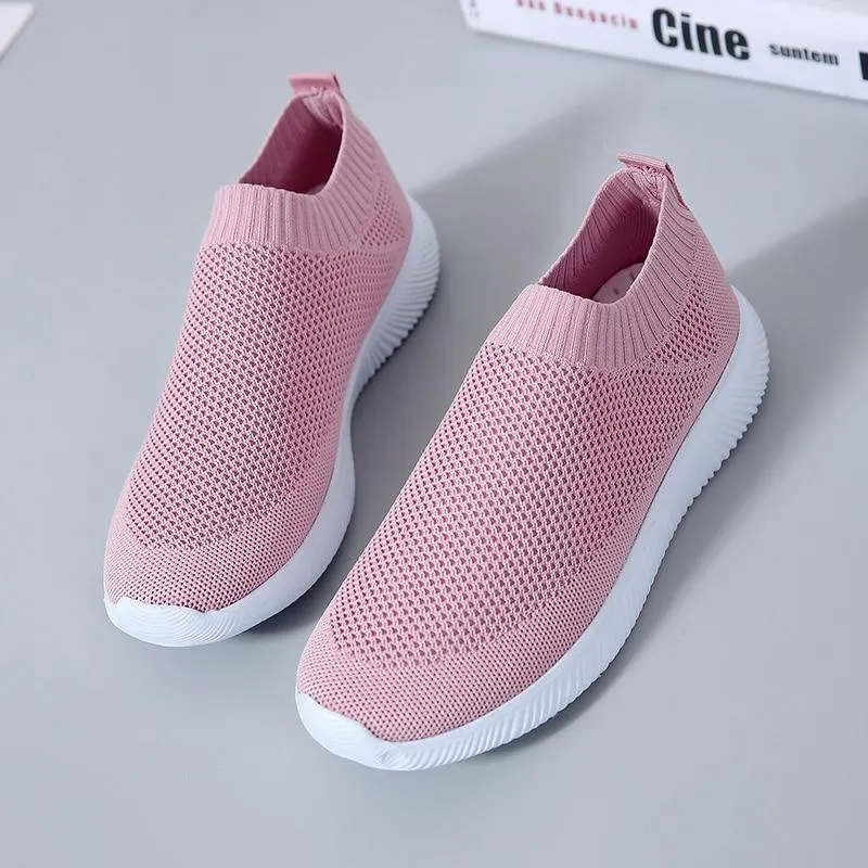 Summer women's sneakers Vulcanized Shoes Sock Sneakers Women Slip On Flat Shoes Women Plus Size Loafers ladies shoes 1026
