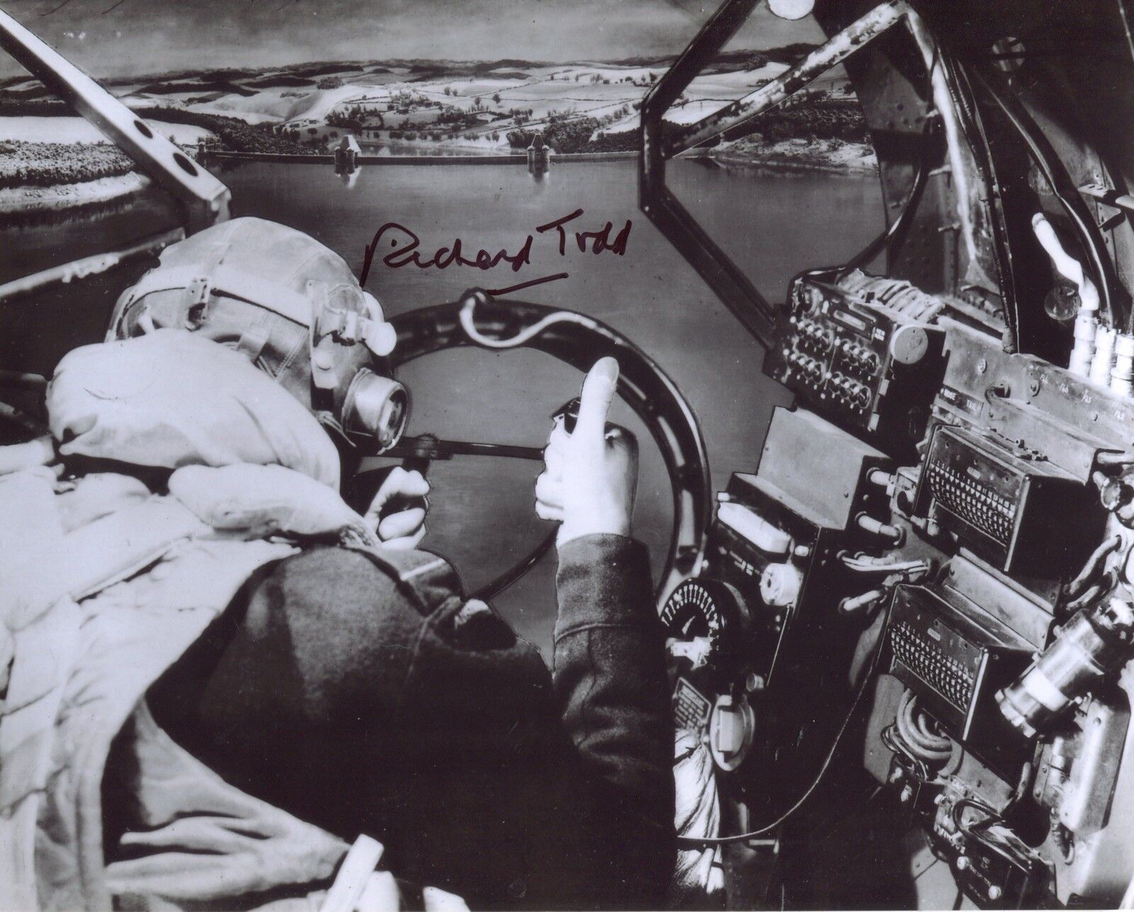 THE DAMBUSTERS movie Photo Poster painting signed by Richard Todd IMAGE No3 - UACC DEALER