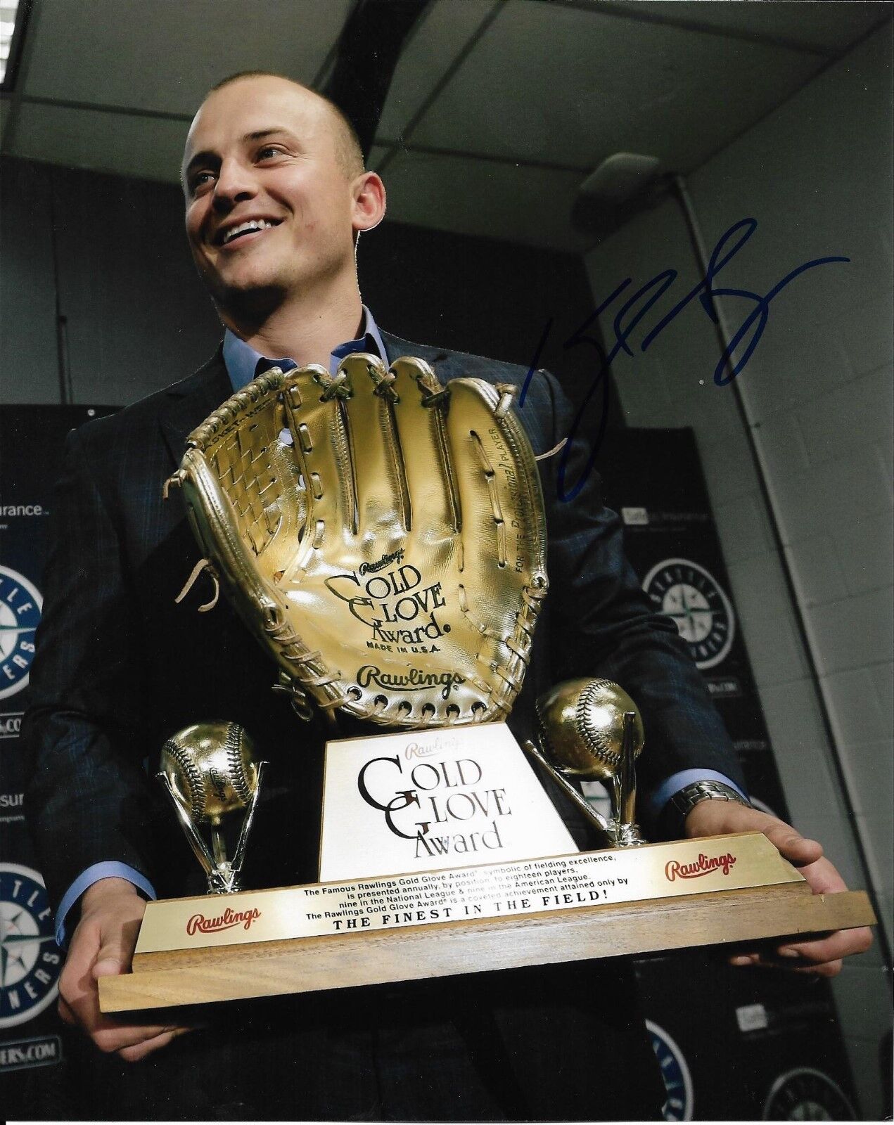 KYLE SEAGER signed autographed SEATTLE MARINERS gold glove 8x10 Photo Poster painting wCOA PROOF