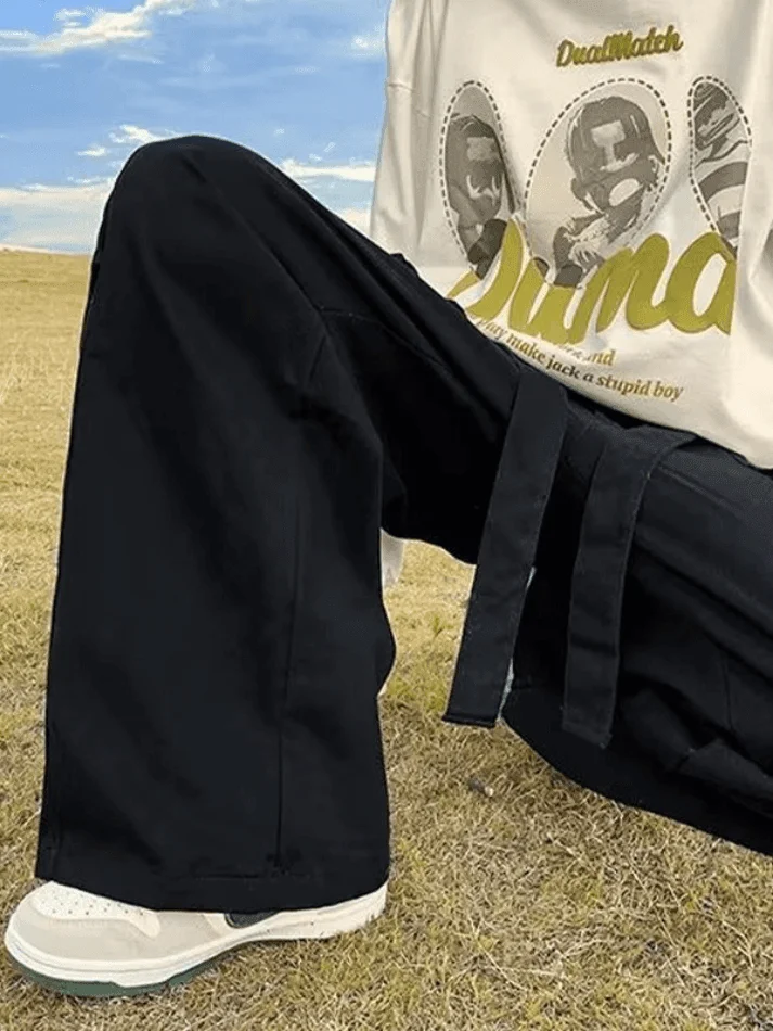 Brownm Men's Strap Detail Pocket Loose Cargo Pants