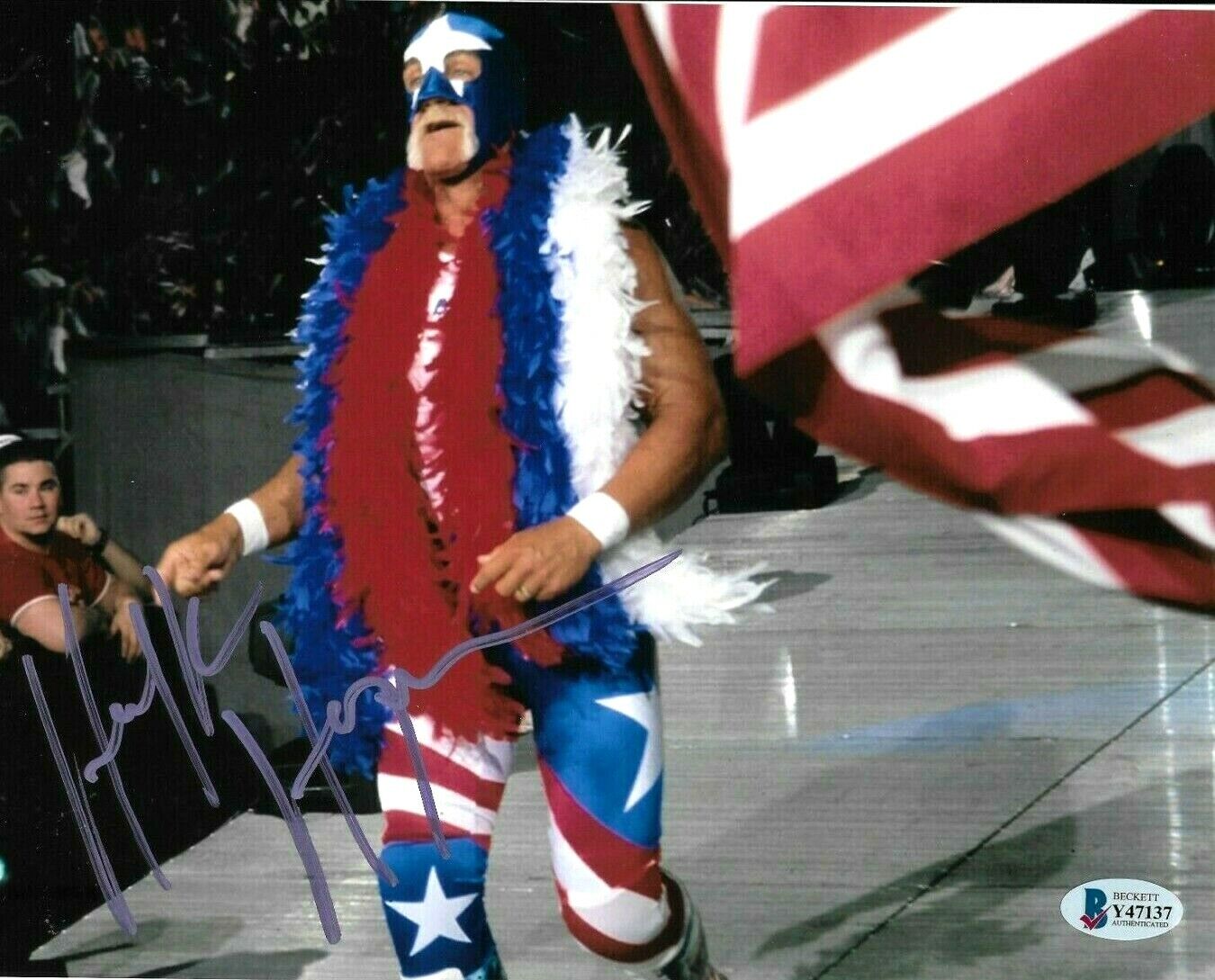 WWE HULK HOGAN HAND SIGNED AUTOGRAPHED 8X10 Photo Poster painting WITH BECKETT COA VERY RARE 28