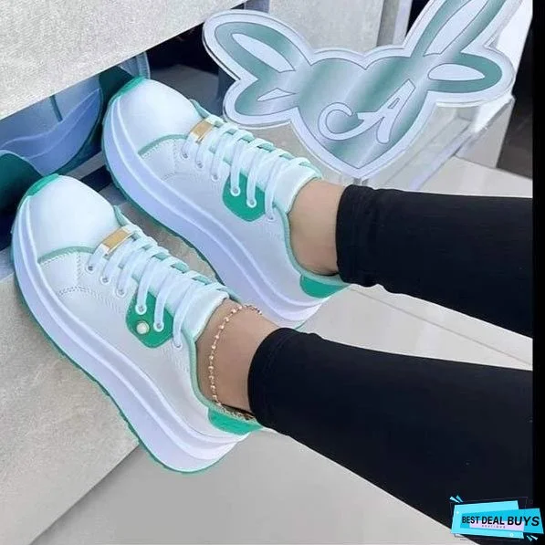 Fashionable and Minimalist winter Shoes