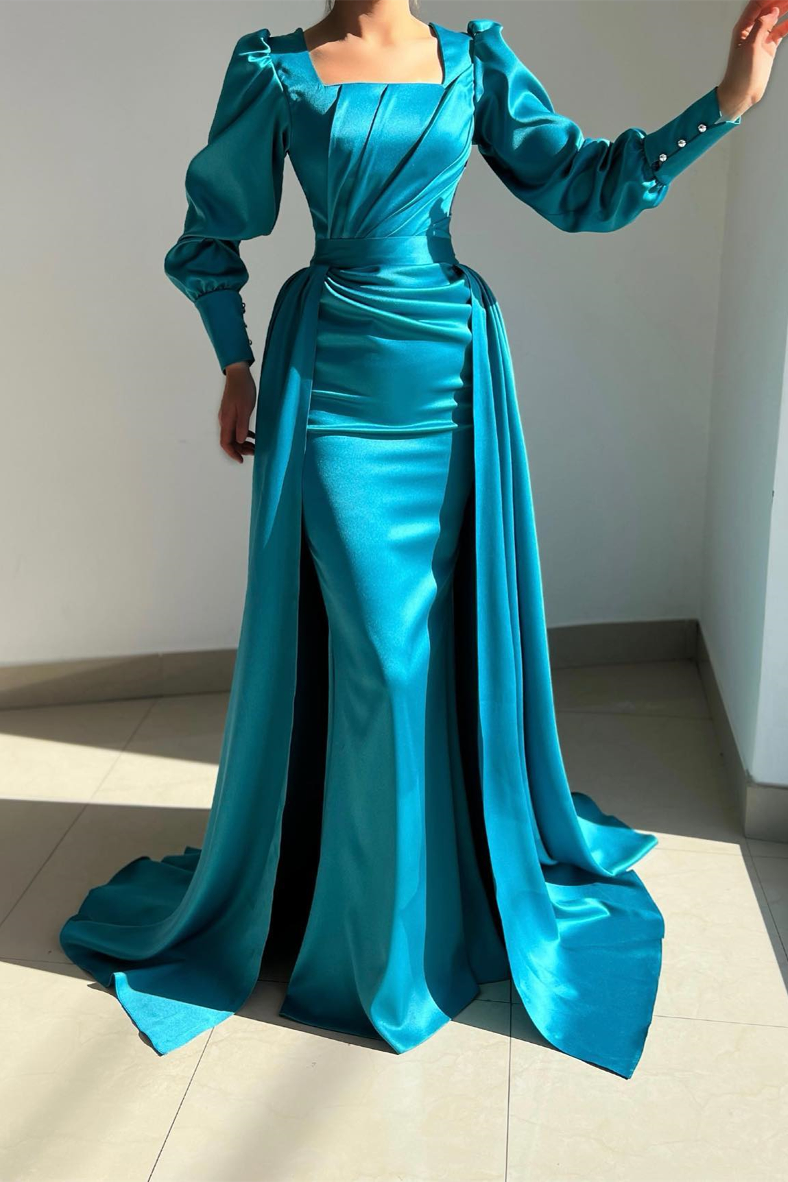 Dresseswow Ocean Blue Square Long Sleeves Mermaid Prom Dress With Overskirt