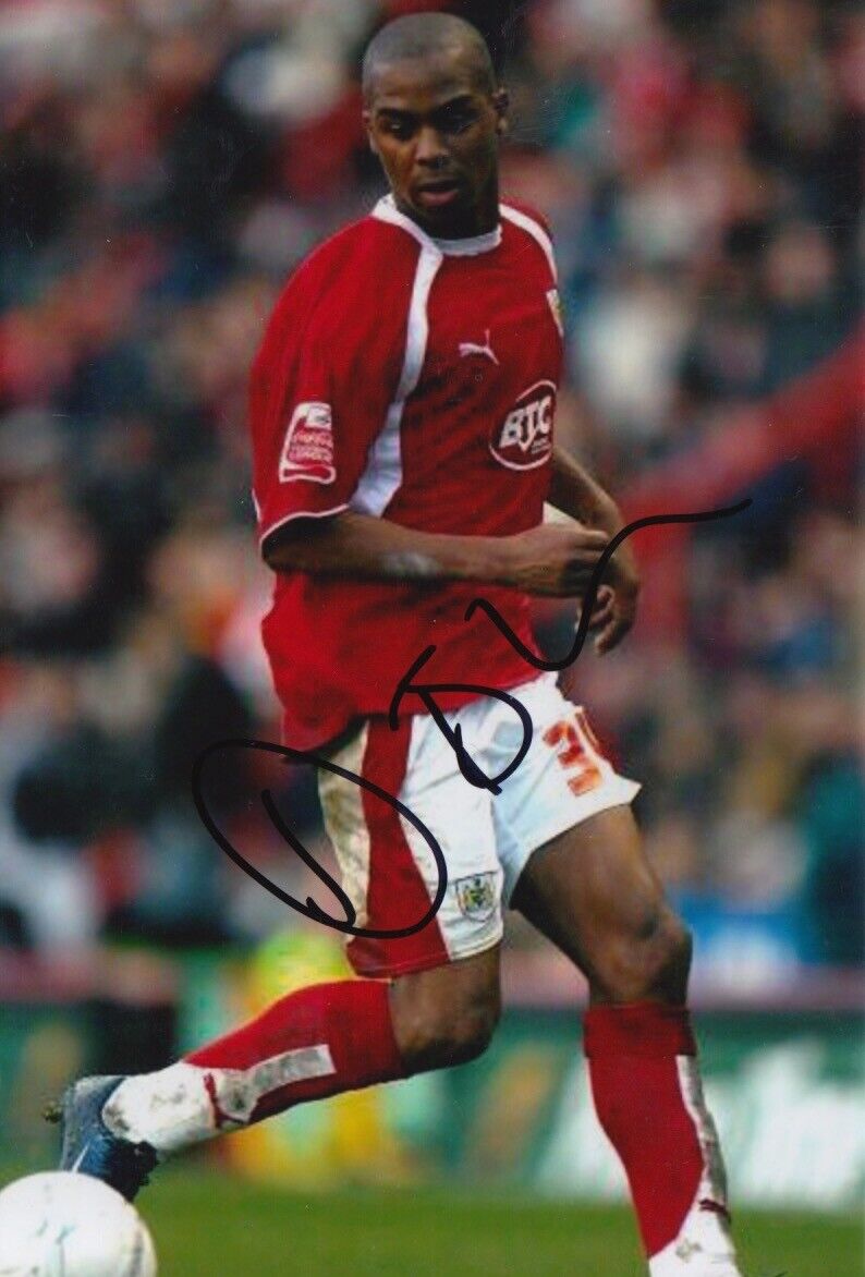 BRISTOL CITY HAND SIGNED DARREN BYFIELD 6X4 Photo Poster painting.