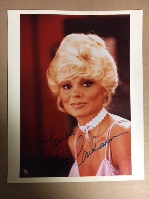 Loni Anderson Lovely 8x10 Signed Photo Poster painting Auction House COA**