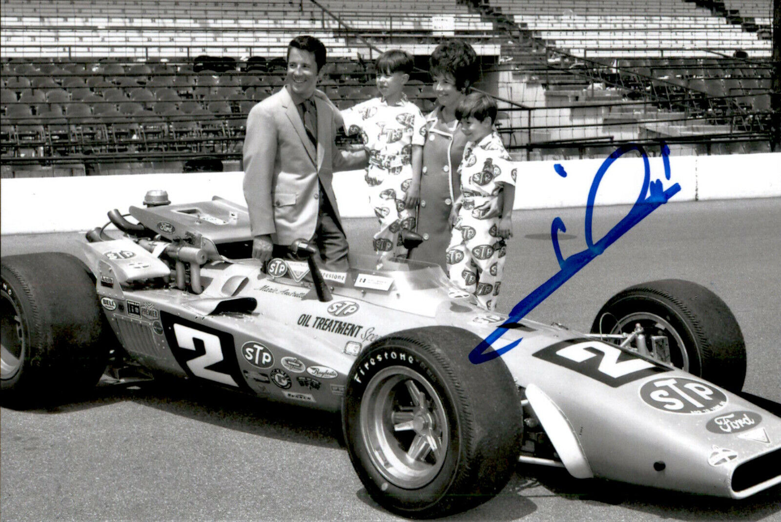 Mario Andretti SIGNED autographed 4x6 Photo Poster painting INDY 500 NASCAR RACE CAR DRIVER