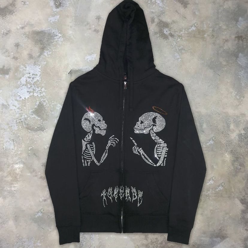 Sleek hooded skull print sweatshirt