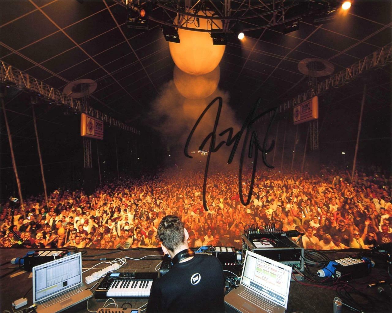 Paul Van Dyk SIGNED AUTOGRAPHED 10 X 8