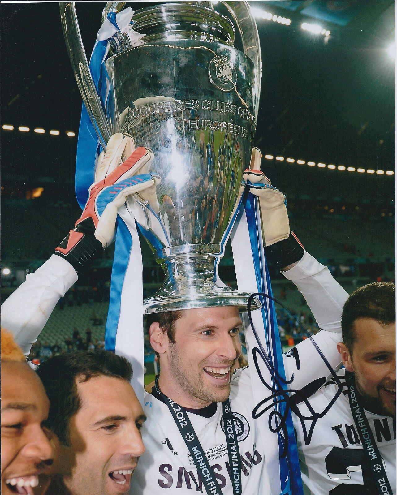 Petr CECH Signed Autograph 10x8 Photo Poster painting AFTAL COA Chelsea Champions League TROPHY