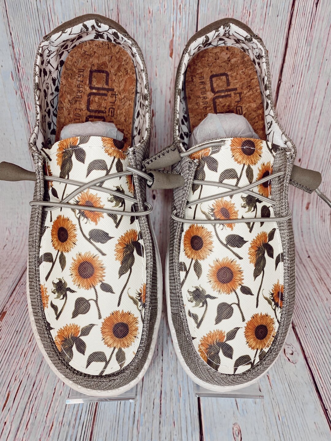 sorel joan of arctic dupes