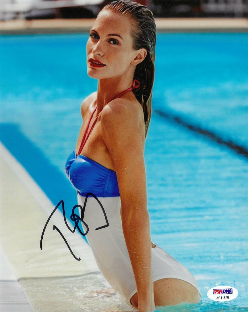 Poppy Delevingne Signed Sexy Authentic Autographed 8x10 Photo Poster painting PSA/DNA #AC11876