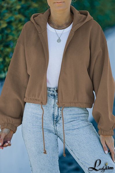Fashionable and Minimalist Jacket