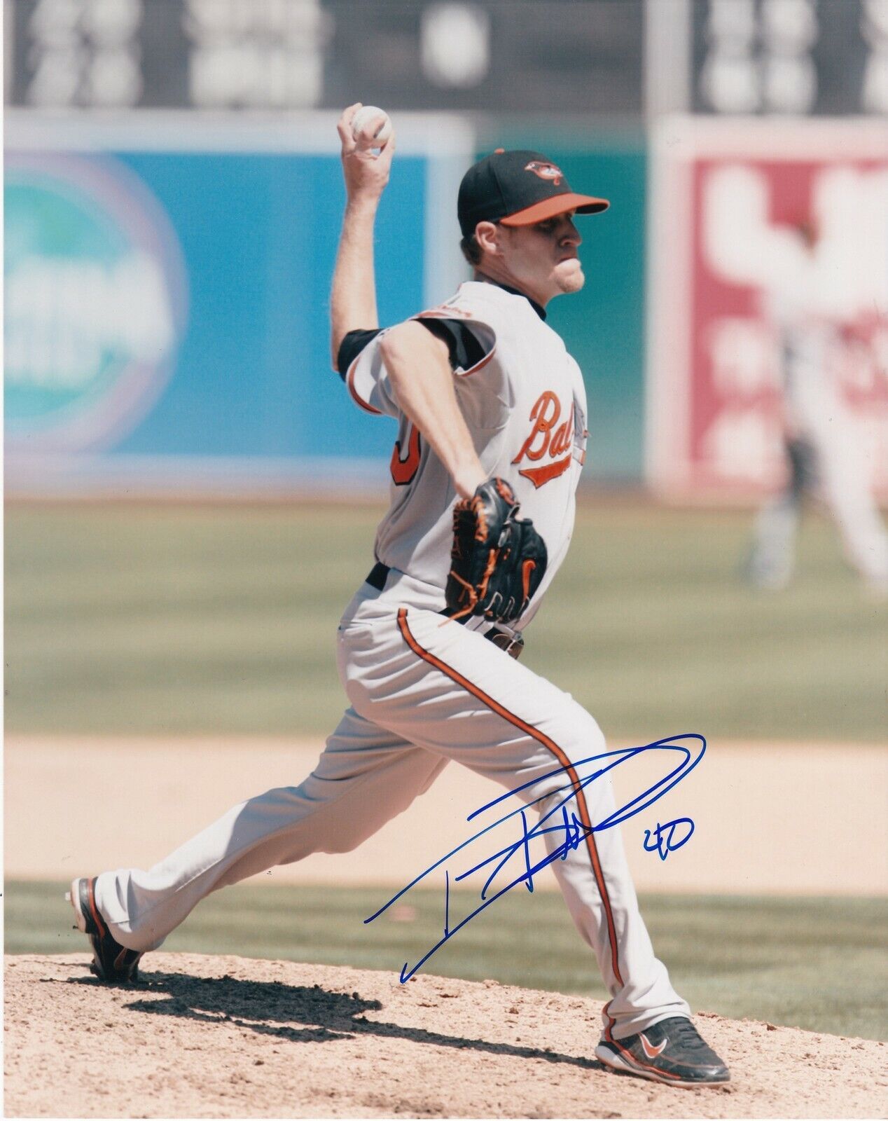 TROY PATTON BALTIMORE ORIOLES ACTION SIGNED 8x10