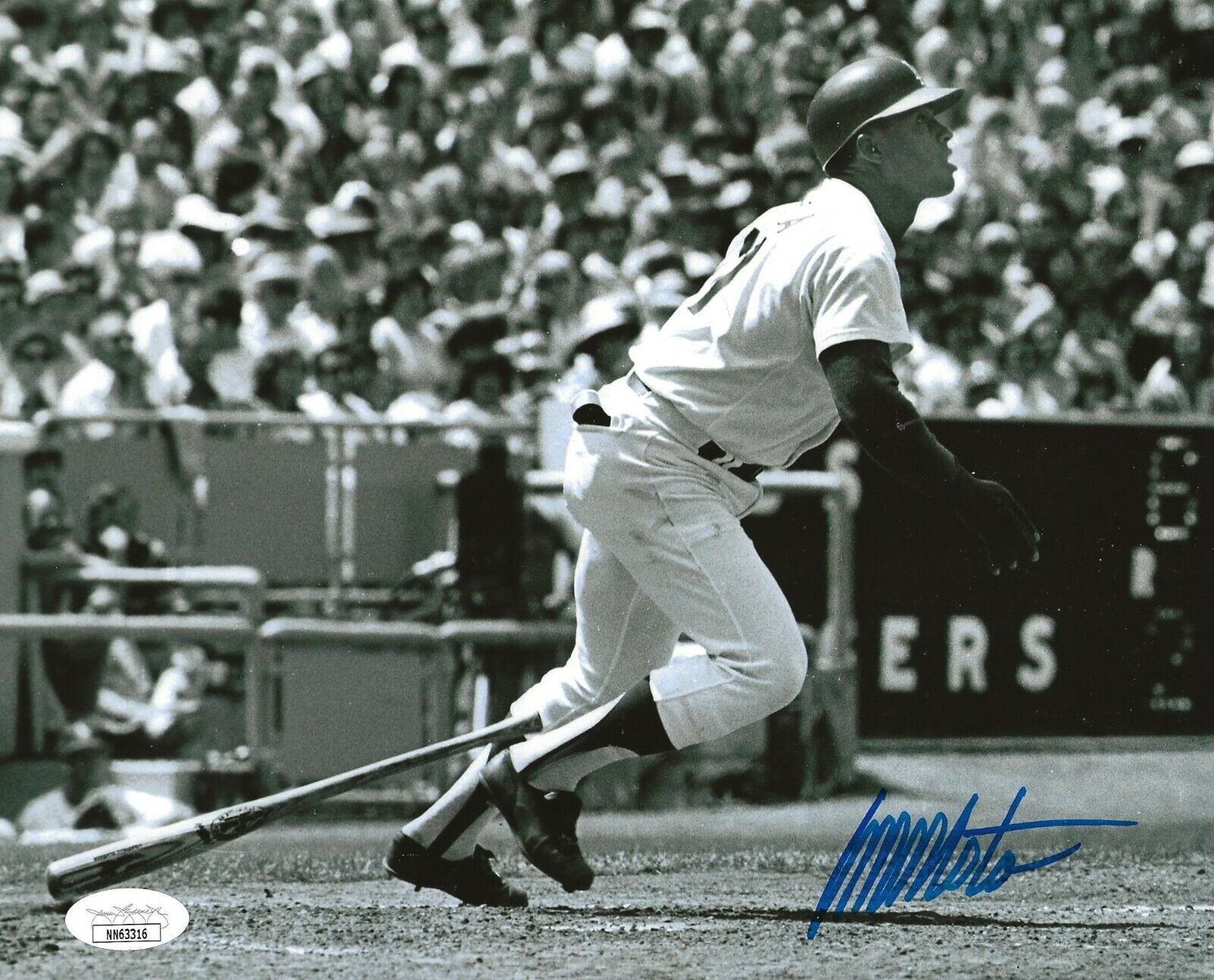 Manny Mota signed LA Los Angeles Dodgers 8x10 Photo Poster painting autographed 2 JSA