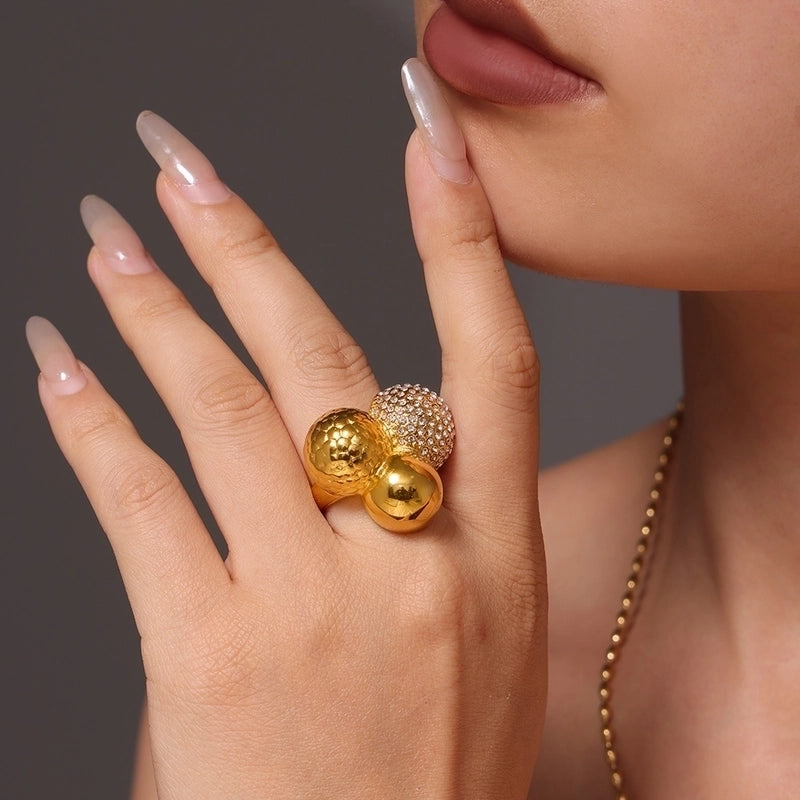 Elegant Luxurious Vacation Geometric Imitation Diamond Titanium Steel Zircon 18K Gold Plated Rings