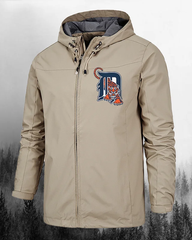 Men's hooded outdoor jacket 007