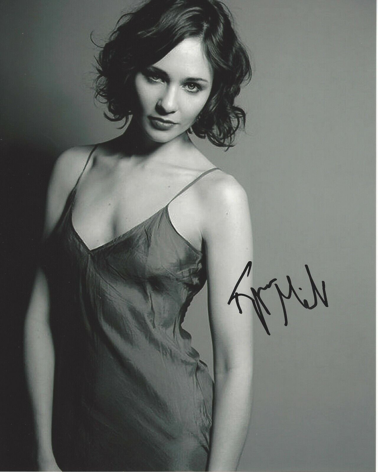 ACTRESS TUPPENCE MIDDLETON SIGNED WAR & PEACE 8x10 MOVIE Photo Poster painting 2 w/COA SENSE8