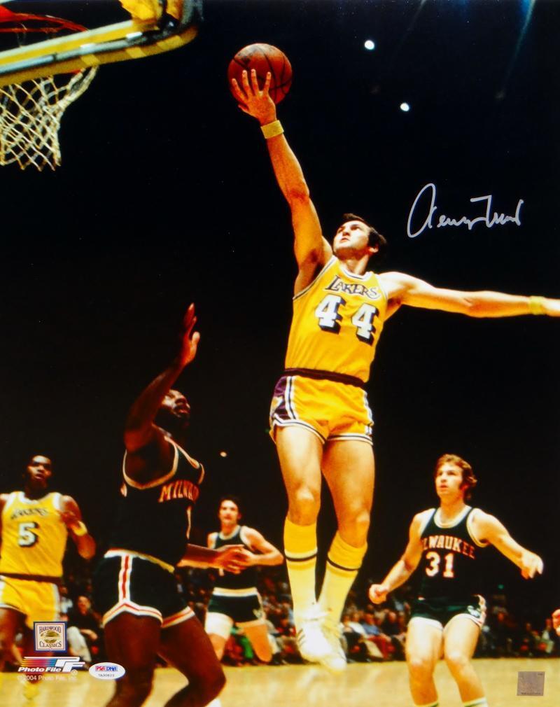 Jerry West Autographed Los Angeles Lakers 16x20 Layup P.F. Photo Poster painting- PSA/DNA Auth