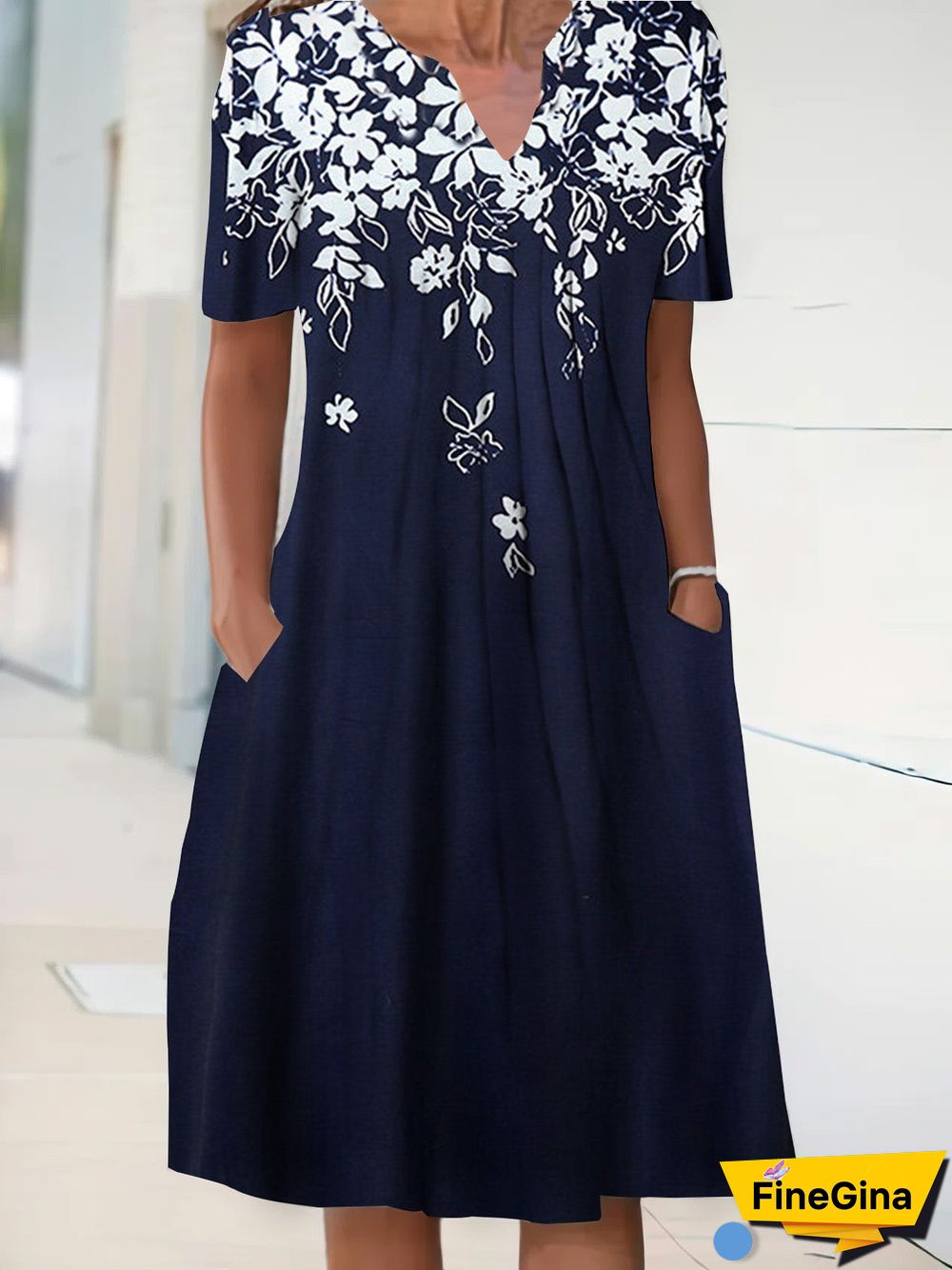 Women's Short Sleeve V-neck Floral Printed Midi Dress