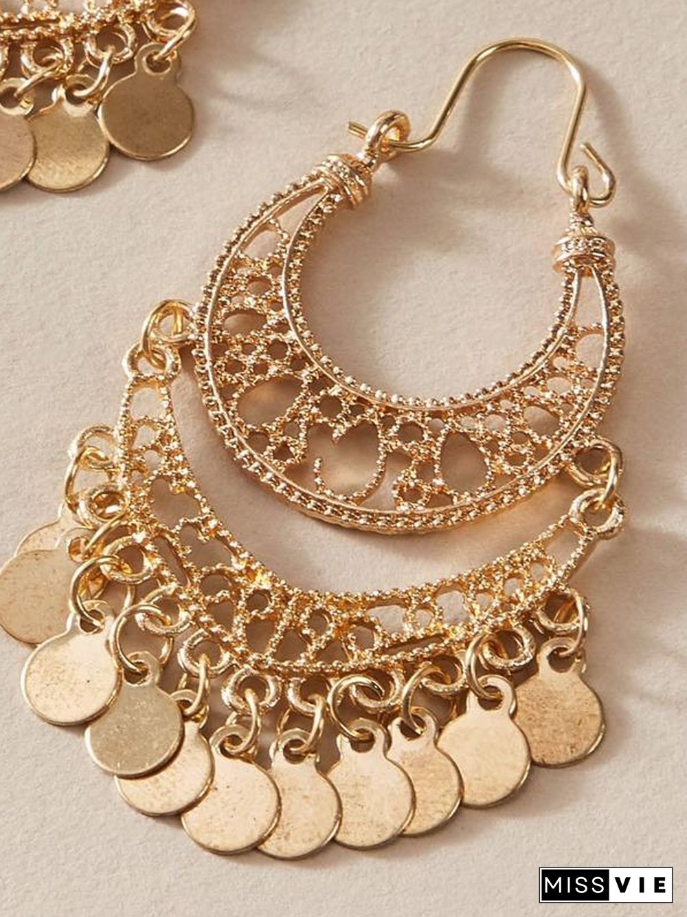 1pair Hollow Out Dics Charm Drop Earrings