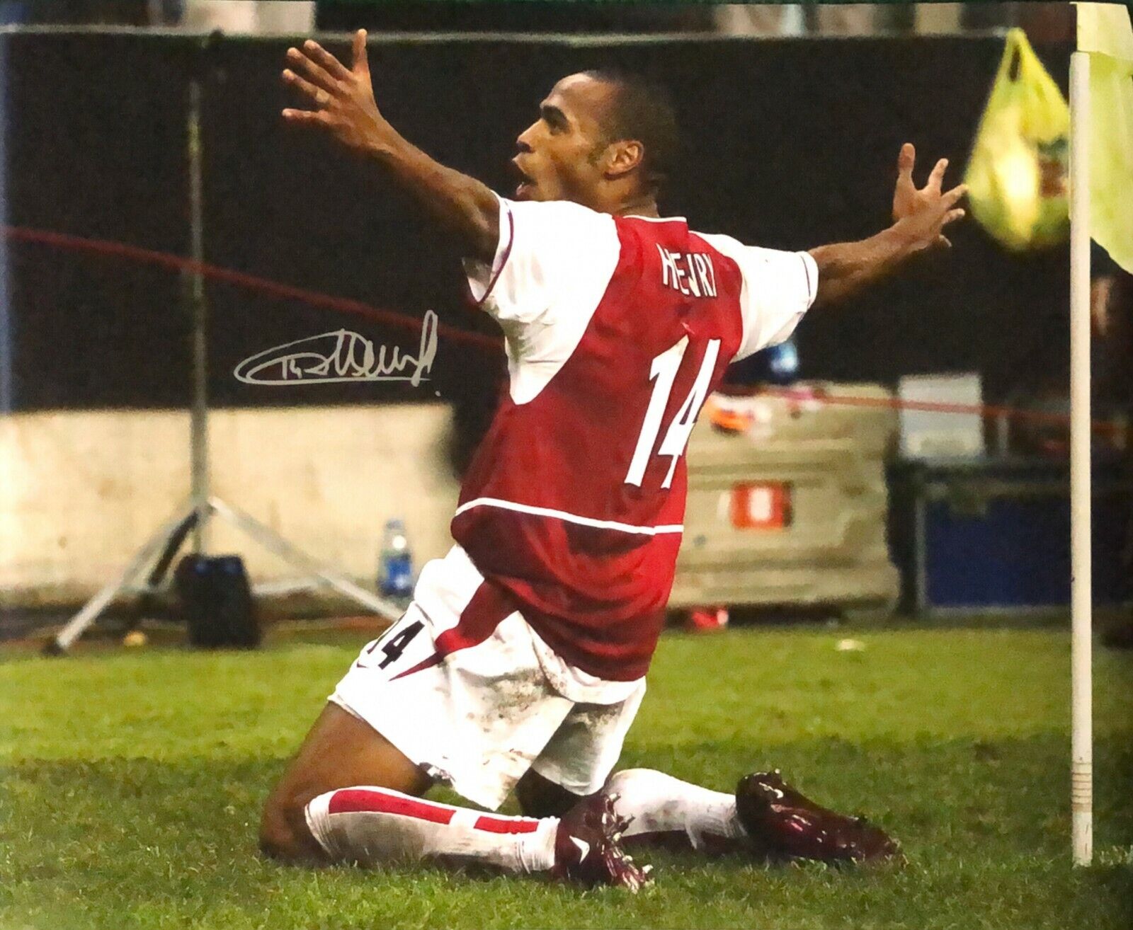 THIERRY HENRY SIGNED ARSENAL 16x20 FOOTBALL Photo Poster painting PROOF & COA ALLSTARS EXCLUSIVE