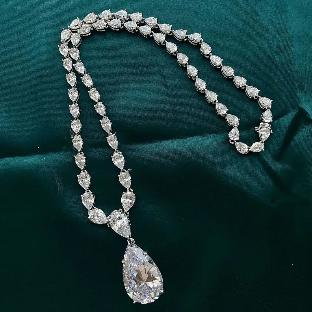 Luxury 925 Sterling Silver Pear Created Moissanite Gemstone Wedding Cocktail Pendent Necklace Fine Jewelry 032
