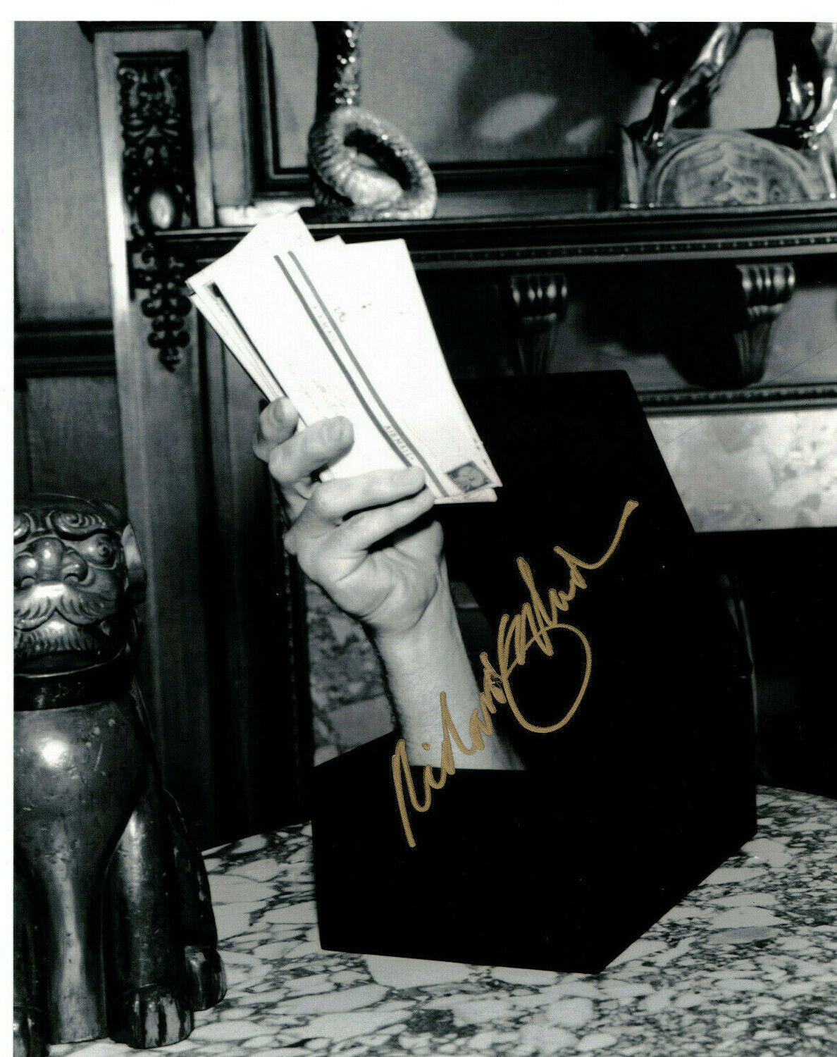 Richard Edlund Signed 8x10 Photo Poster painting Autograph, The Addams Family, Thing, Hand