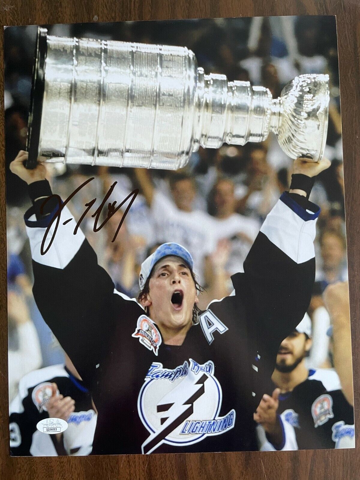 Tampa Bay Lightning Vincent Lecavalier Signed Autographed 11x14 Photo Poster painting JSA COA