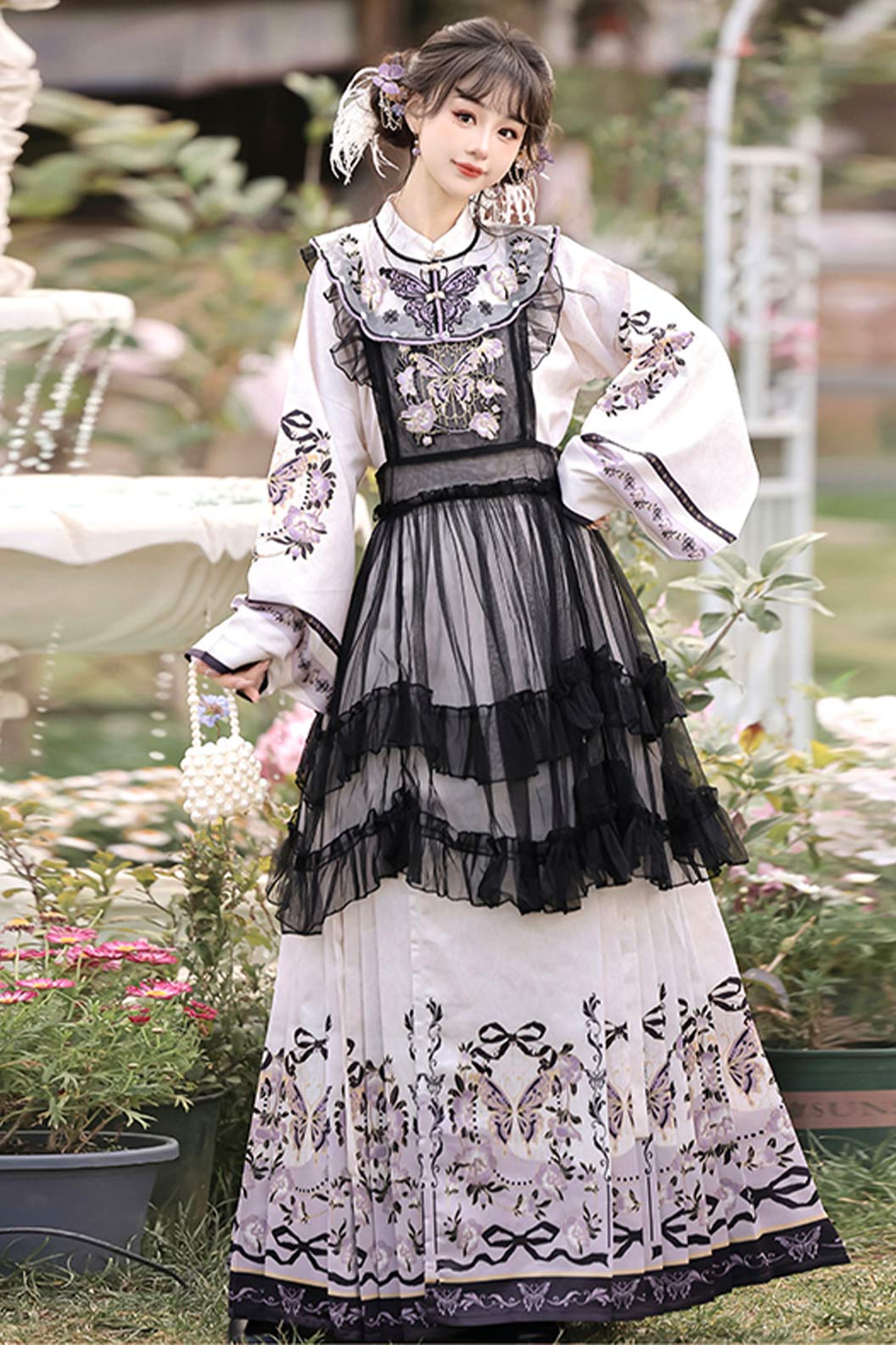 Ming Dynasty Purple Hanfu Dress with Pipa Sleeves and Mamian Qun - lingdie 灵蝶 Stupa Stones