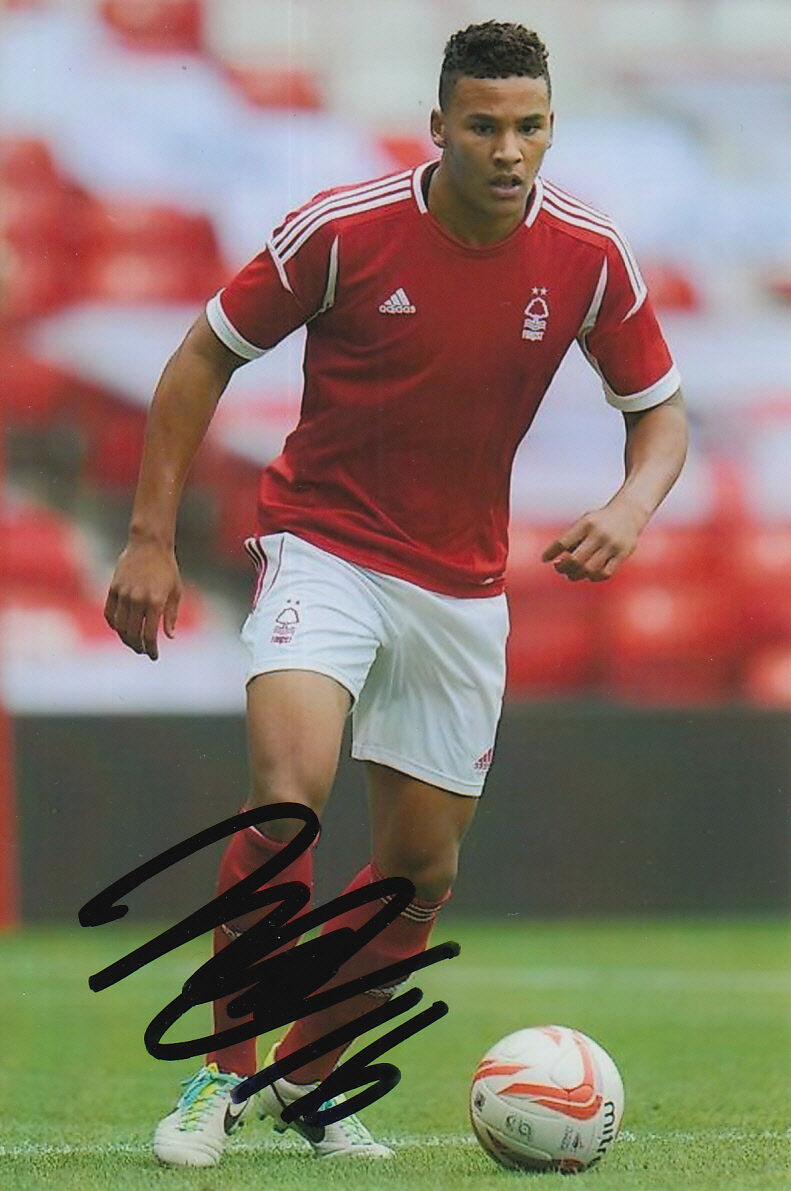 NOTTINGHAM FOREST HAND SIGNED JAMAAL LASCELLES 6X4 Photo Poster painting 2.