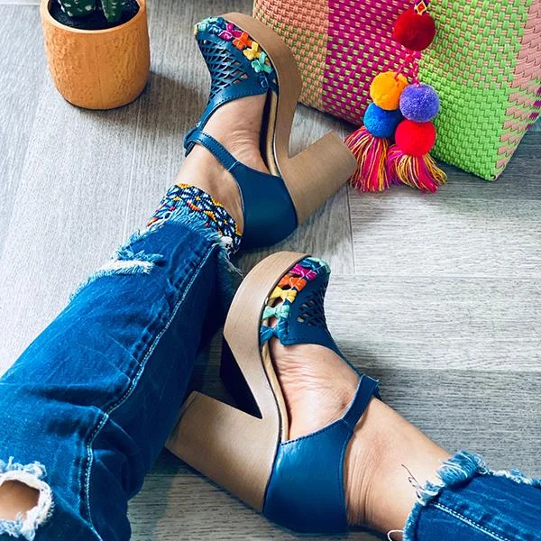 Women's Colored Closed Toe Mesh Sandals