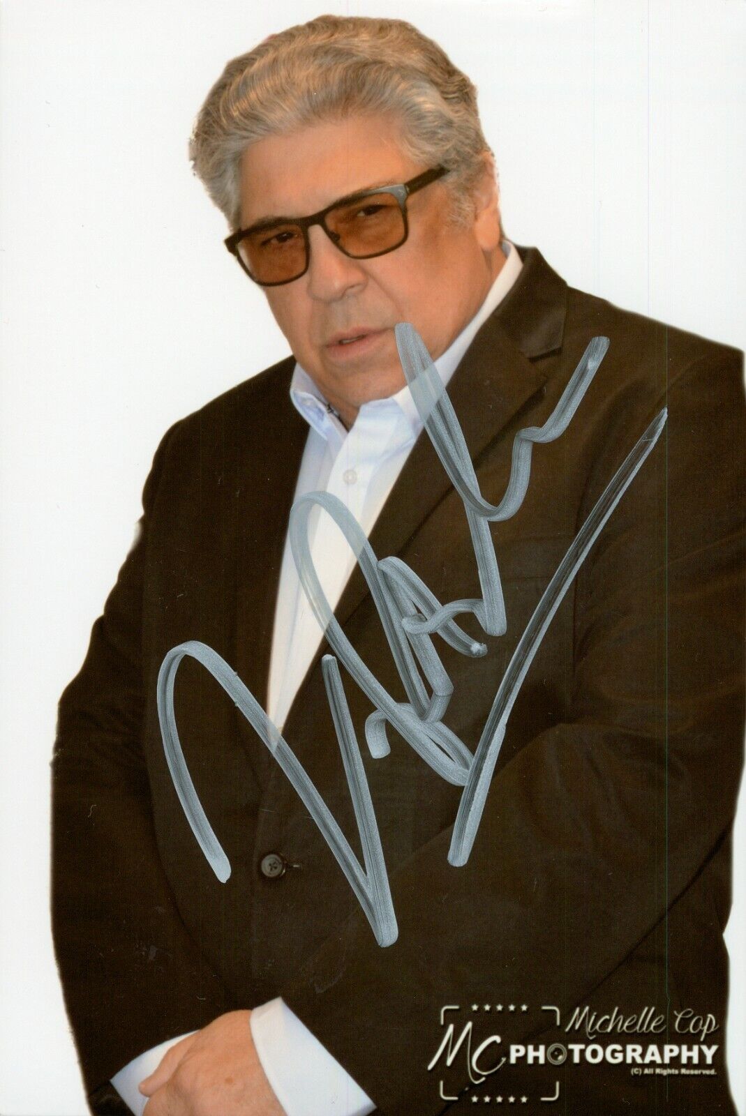 Vincent Pastore Signed 6x4 Photo Poster painting The Sopranos Salvatore Big Pussy Autograph +COA