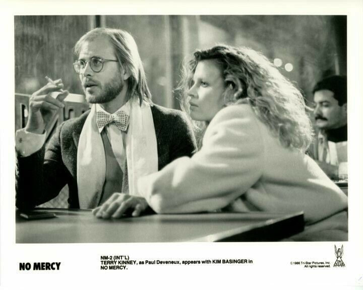 Terry Kinney Kim Basinger No Mercy Original Press 8X10 Photo Poster painting