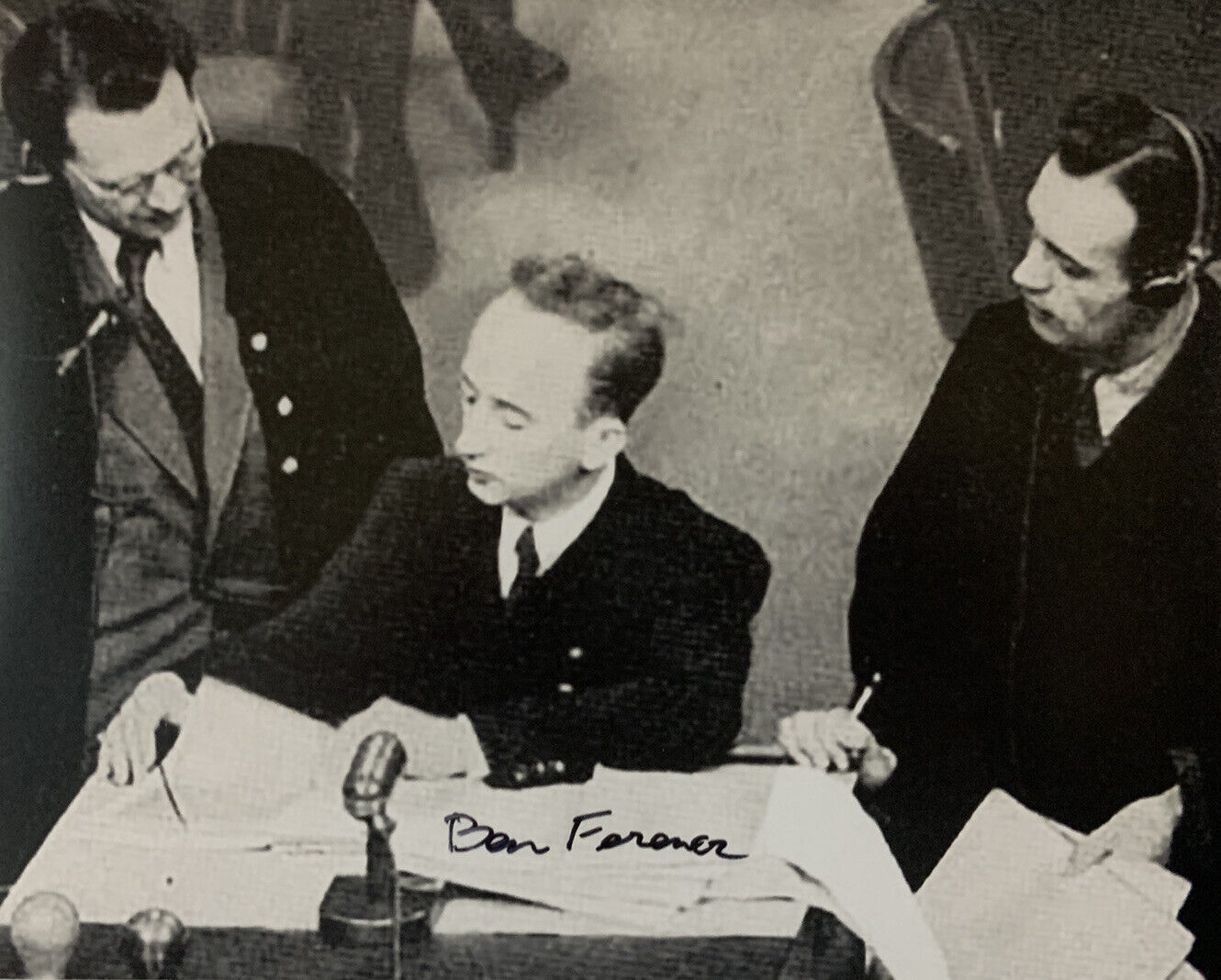 BEN FERENCZ HAND SIGNED 8x10 Photo Poster painting NUREMBERG TRIALS LAWYER WORLD WAR II AUTO COA